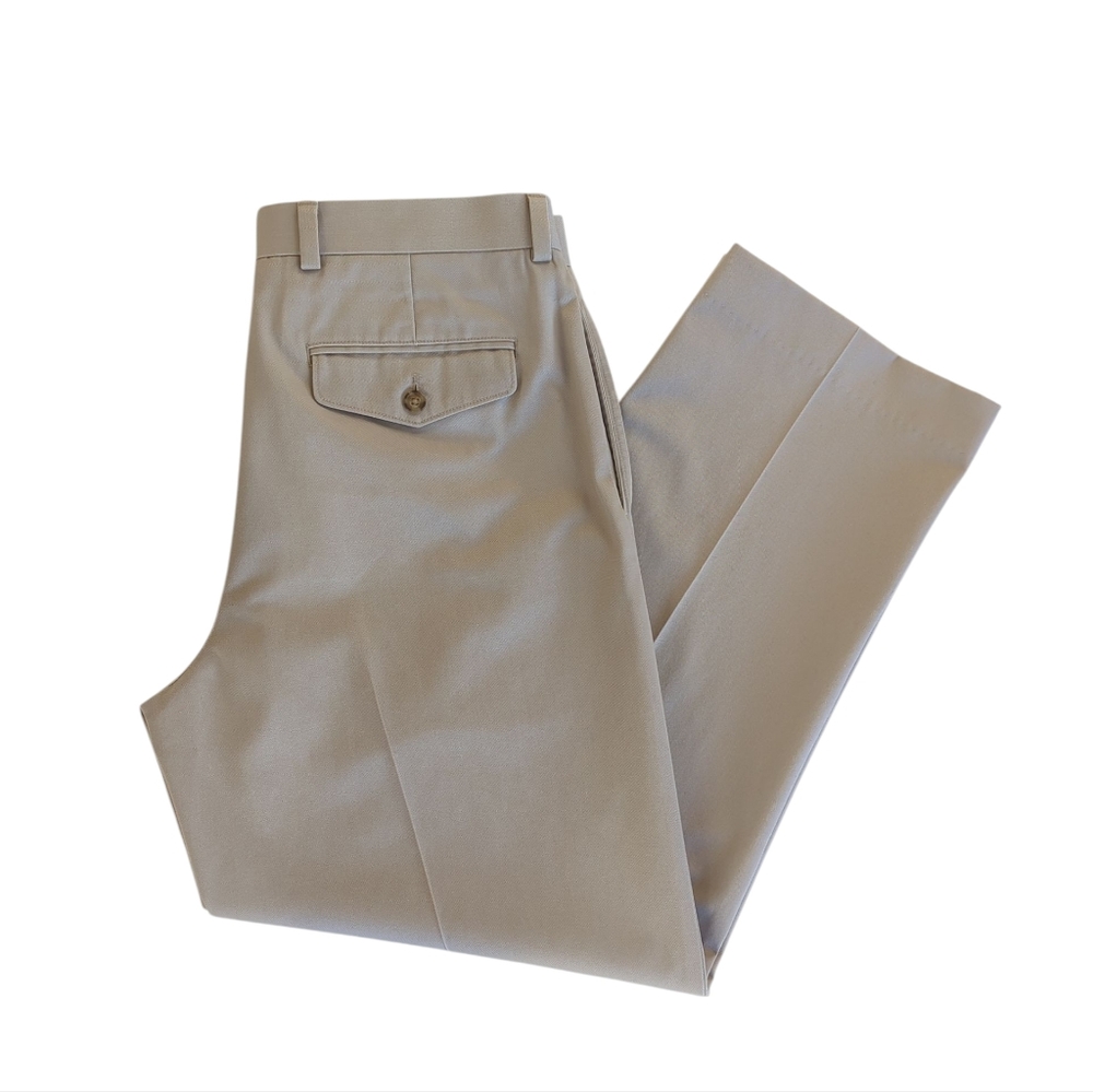 L.L. Bean Classic Fit Flat Front Khaki Chino Pants 34 x 29 Beige/Tan Pockets